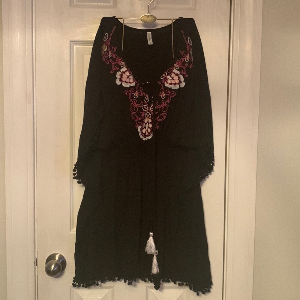 Franchesca’s Black Swim Coverup Size M #149